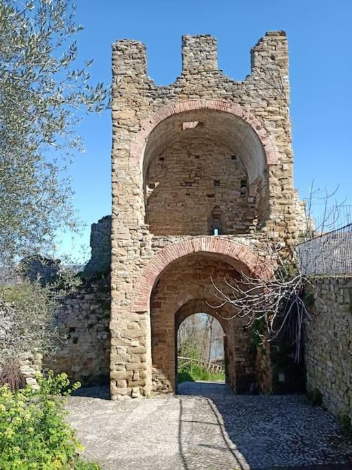 Villa Il Borgo Antico à Monte del Lago Extérieur photo